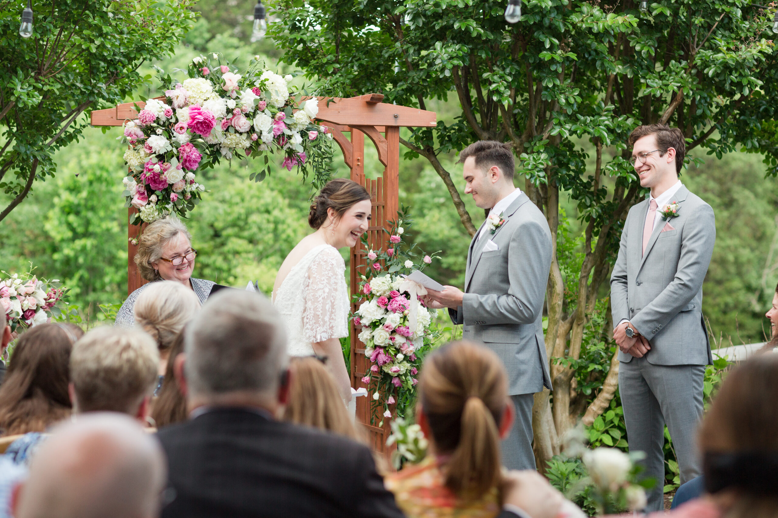 outdoor wedding ceremony tip